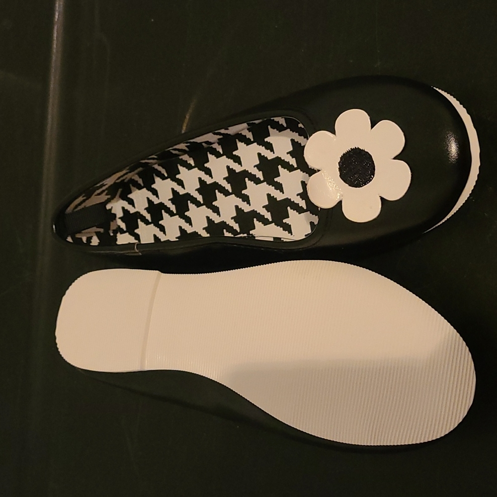 Girls Flats